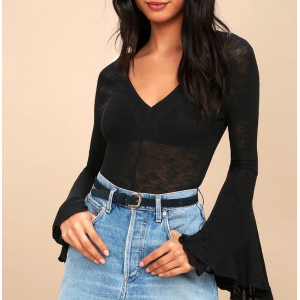 NWT Free People Soo Dramatic Bell Sleeve Sweater